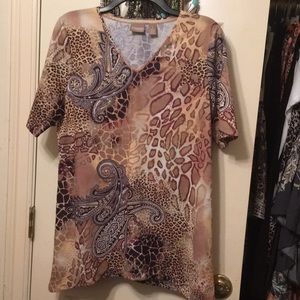 Chicos neutral color leopard print V-neck top with Paisley’s
